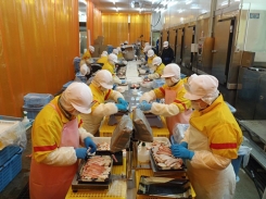 3年盒飯女44歲-大連出國(guó)勞務(wù)